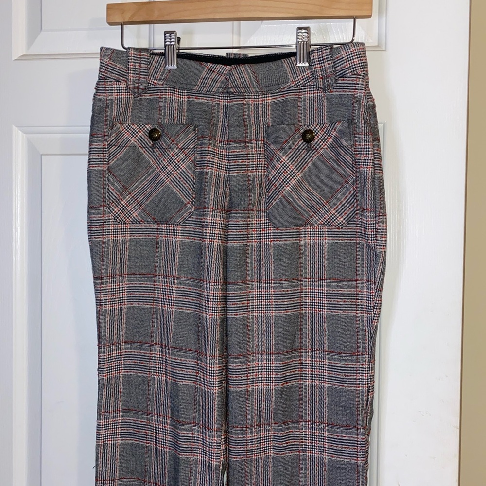 Free people women’s flared leg plaid pants. Size 0.
